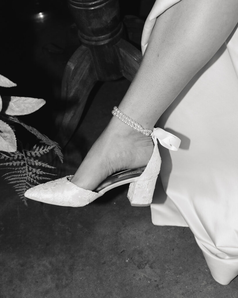 bride's heel
