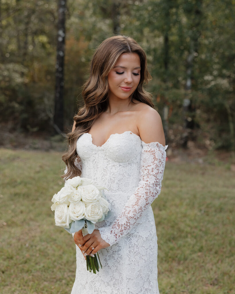 bride holds her bouquet