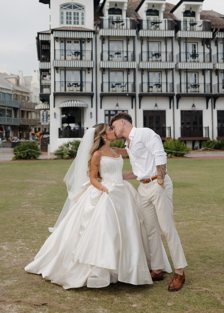bride and groom kiss in Rosemary Beach