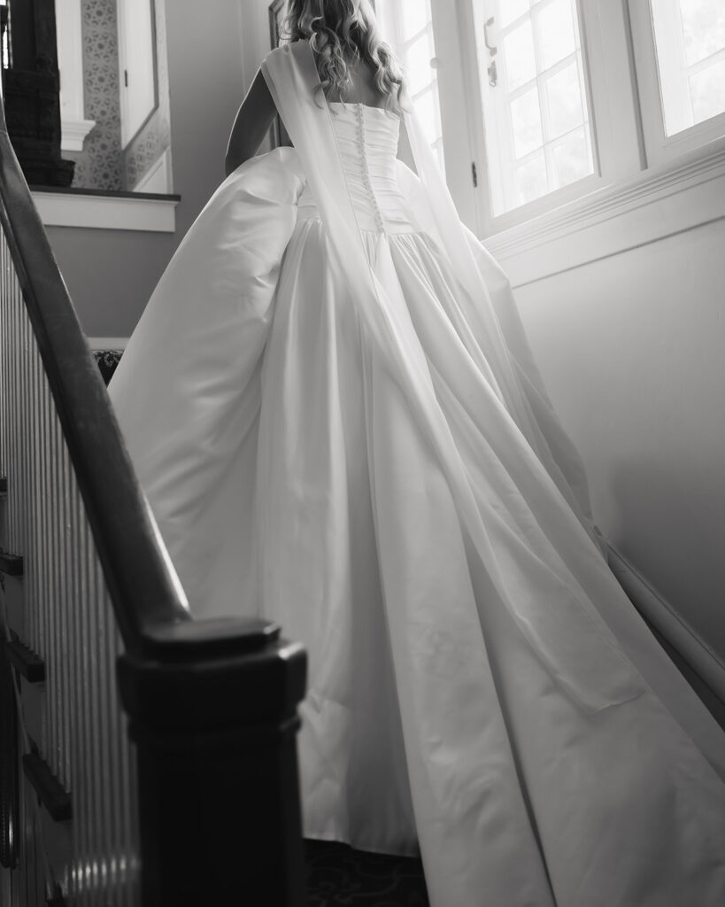 bride's wedding dress